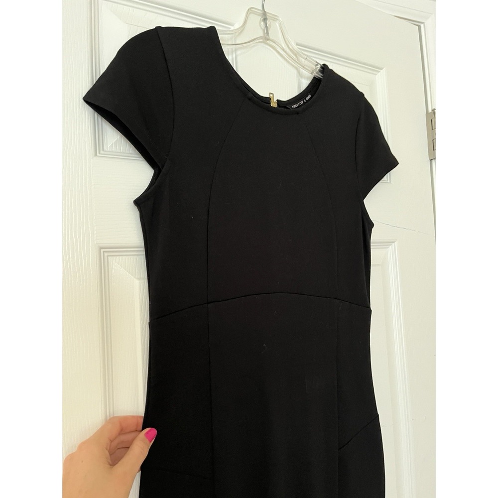 Women's Black Midi Body Con Capped Sleeved Zippered Dress Size Med Classy Sexy - Picture 3 of 10